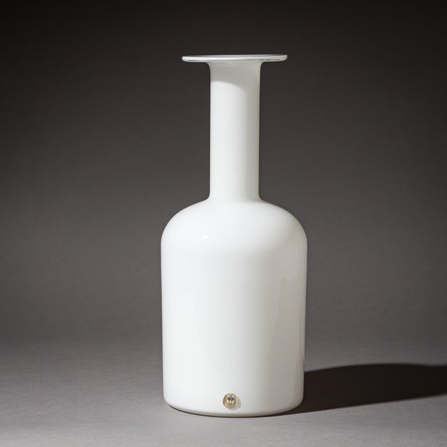 Red and White Glass Vases by Otto Brauer for Holmegaard, Denmark, 1960s, Set of 2 For Sale - Image 4 of 13
