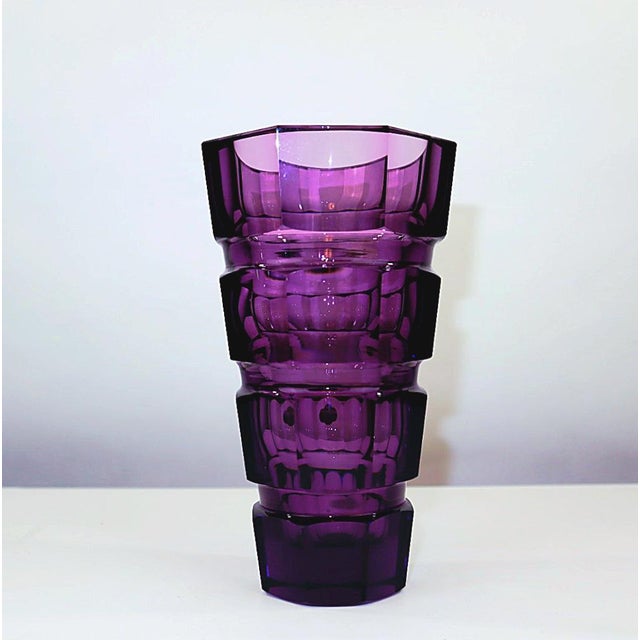1930s Amethyst Art Deco Glass Vase Attr. To Josef Hoffman for Moser, 1930s For Sale - Image 5 of 8