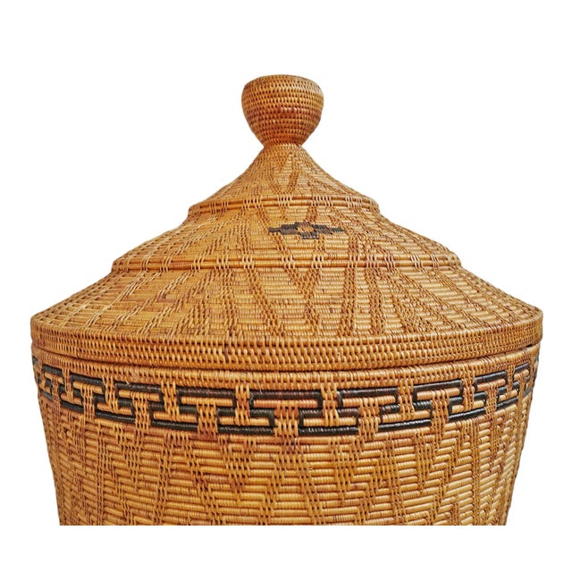 Tan Large Vintage Sumatra Tribal Boho Woven Basket W/Lid For Sale - Image 8 of 12