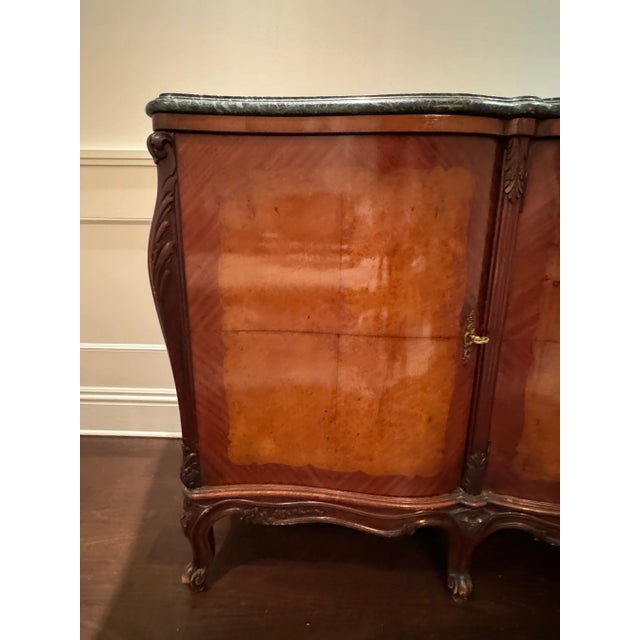 Early 20th Century Antique French Louis XV Style Marble Top Marquetry Credenza For Sale - Image 4 of 12