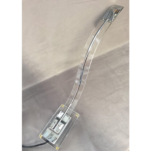 Modernist Italian Cobra Model Desk Lamp in Acrylic Glass and Chrome, 1980s For Sale - Image 11 of 13
