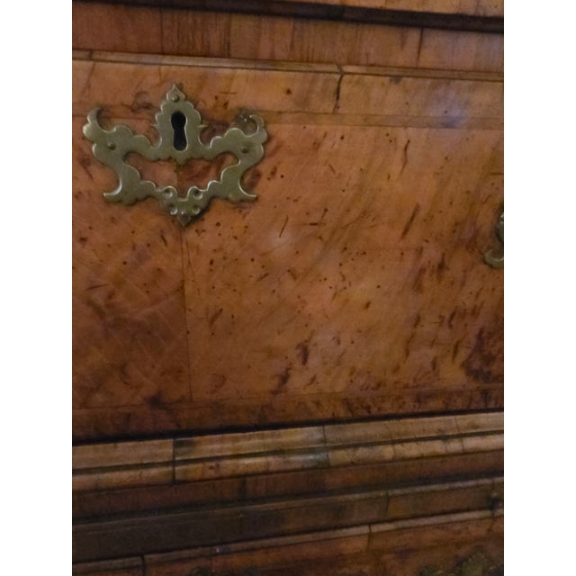 Brown Early 18th Century Burr Walnut Chest on Chest From Duke of Dorset Walmer Castle For Sale - Image 8 of 15