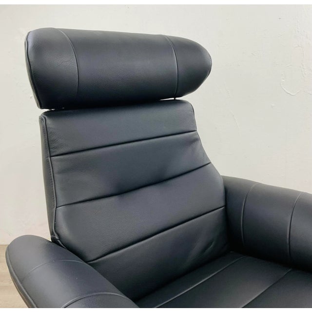 Wood Mid-Century Modern Eames Inspired Italian Black Leather Lounge Chair and Ottoman For Sale - Image 7 of 7