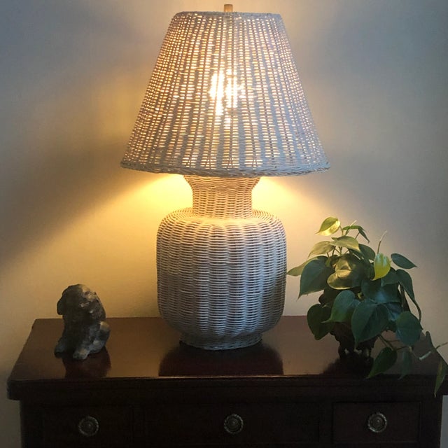 Vintage White Wicker Table Lamp & Original Shade For Sale - Image 4 of 13