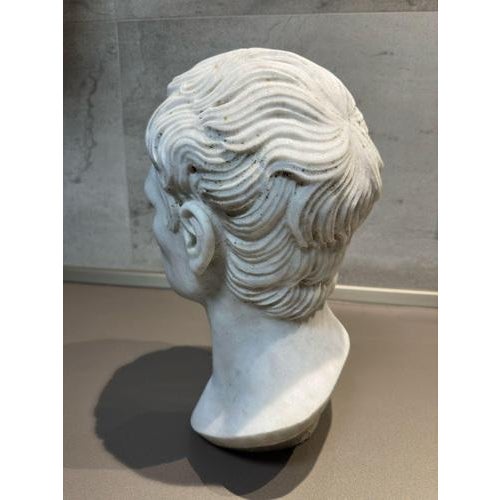 Baroque Augustus Emperor Head in Carrara White Marble For Sale - Image 3 of 8
