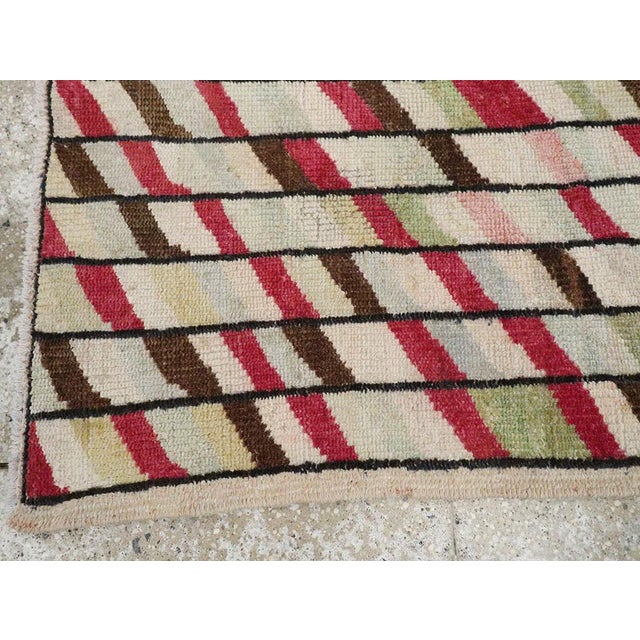Textile Galerie Shabab Collection Mid-20th Century Turkish Anatolian Accent Rug For Sale - Image 7 of 10