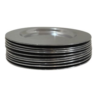 Set of 10 Vintage Wilton Armetale Pewter Chargers – Classic Colonial Style Tableware For Sale