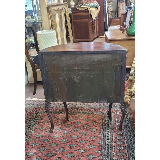 Antique Shell Carved Small Table For Sale In Philadelphia - Image 6 of 10