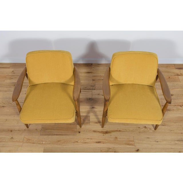 GFM-87 Armchairs by Juliusz Kedziorek for Gościcińskie Furniture, 1960s, Set of 2 For Sale - Image 6 of 18
