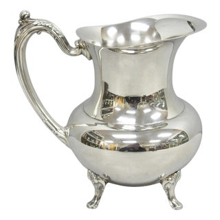 Vintage Oneida Victorian Silver Plated Ice Lip Footed Lemonade Water Pitcher For Sale