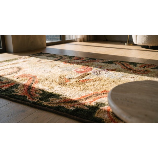 1900s Ivory Medallion Folk Art Antique American Hooked Rug 2' 3" X 4' 5" Handknotted Wool Carpet For Sale - Image 9 of 9