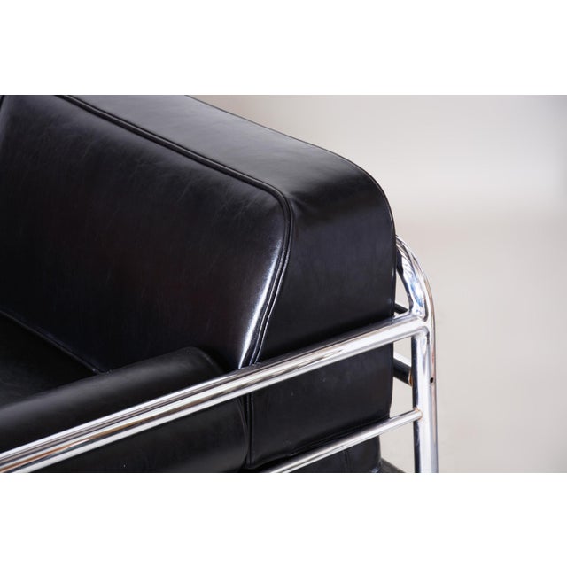 Metal Bauhaus Sofa in Chrome and Leather by Hynek Gottwald, Czech, 1930s For Sale - Image 7 of 10