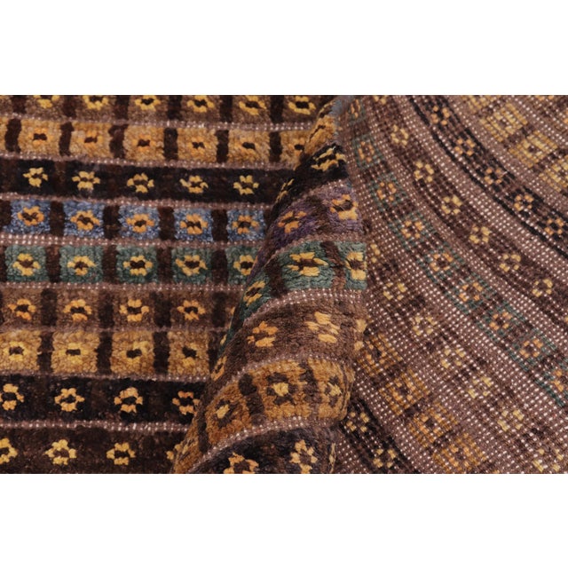Textile Boho Chic Brown/Gold High Low Wool Rug - 8'10'' X 12'3'' For Sale - Image 7 of 9