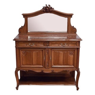 Louis XV Style Buffet in Walnut, Early 20th Century For Sale