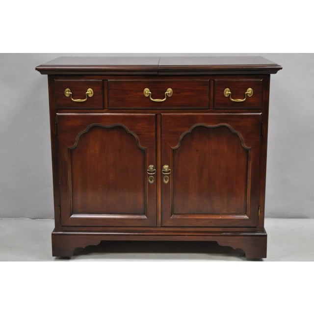 Vintage Drexel Heritage Georgian Style Cherry Wood Dry Bar Server Cabinet For Sale - Image 12 of 12