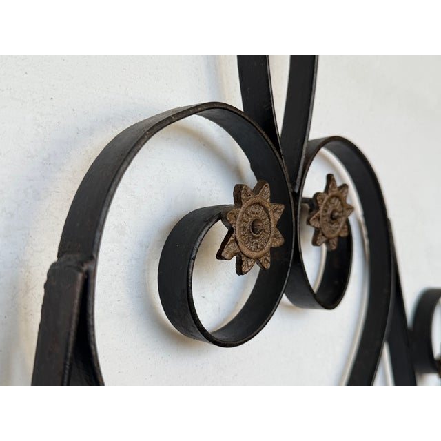 Metal Pair of 1950s Solid Iron Headboard With Metal Fleurs. California King Size For Sale - Image 7 of 9