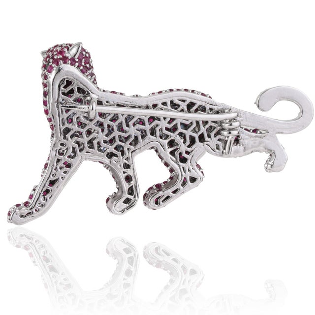 Metal Mid 20th Century Retro Pavé Set Ruby Panther Brooch - Unisex Gift for Animal Lovers For Sale - Image 7 of 13