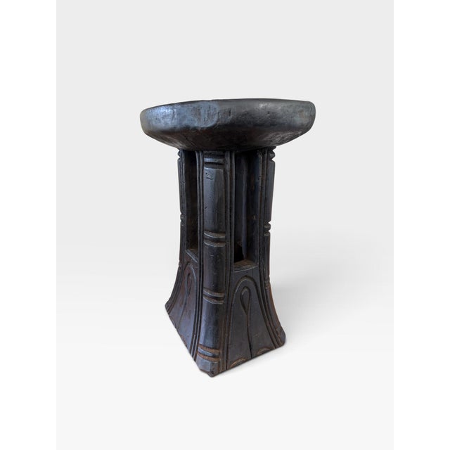 1980s Vintage Tribal Nobility Bamileke Stool/Table Cameroon 16" H For Sale - Image 5 of 9