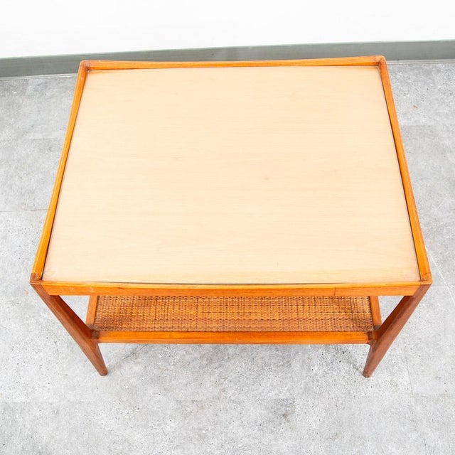 Heritage-Henredon Mid Century Modern Side End Table Walnut Heritage Henredon Vintage MCM Rectangle For Sale - Image 4 of 12