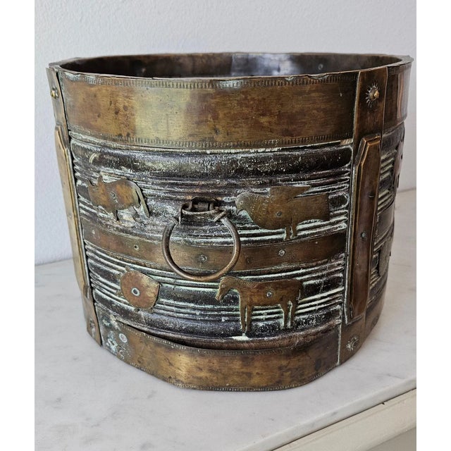 English Early 19th Century British Colonial India Brass-Mounted Wood Bucket For Sale - Image 3 of 13