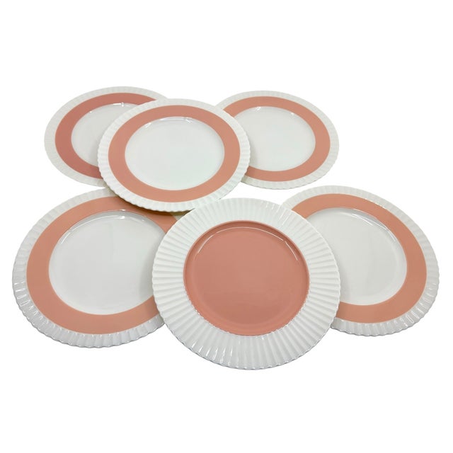 Lenox Vintage Lenox Classic Coral Dinner Plates - A Set of 7 For Sale - Image 4 of 10