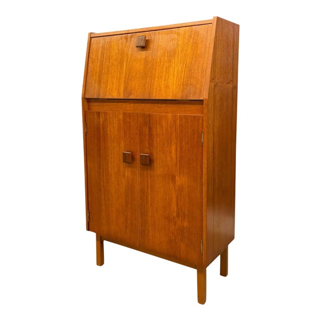 1950s Vintage Mid Century Modern Teak Wood Petite Flip Top Cocktail Table Bar Cabinet Uk Import For Sale