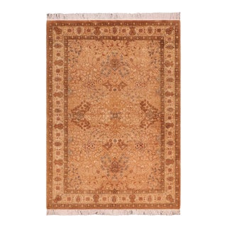 Shabby Chic 1990's Pak-Persian Gold/Beige Wool Rug - 4'7'' X 6'9'' For Sale