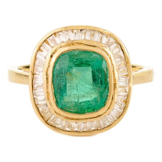 Vintage Style Cushion Cut Emerald Ring Size 6 18k Solid Gold For Sale