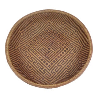 Vintage Ye'kuana Indigenous Venezuelan Amazon Wa'pa Basket Tray, Hand-Woven Geometric Pattern, Natural Plant Fiber For Sale