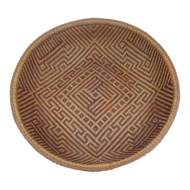 Vintage Ye'kuana Indigenous Venezuelan Amazon Wa'pa Basket Tray, Hand-Woven Geometric Pattern, Natural Plant Fiber For Sale