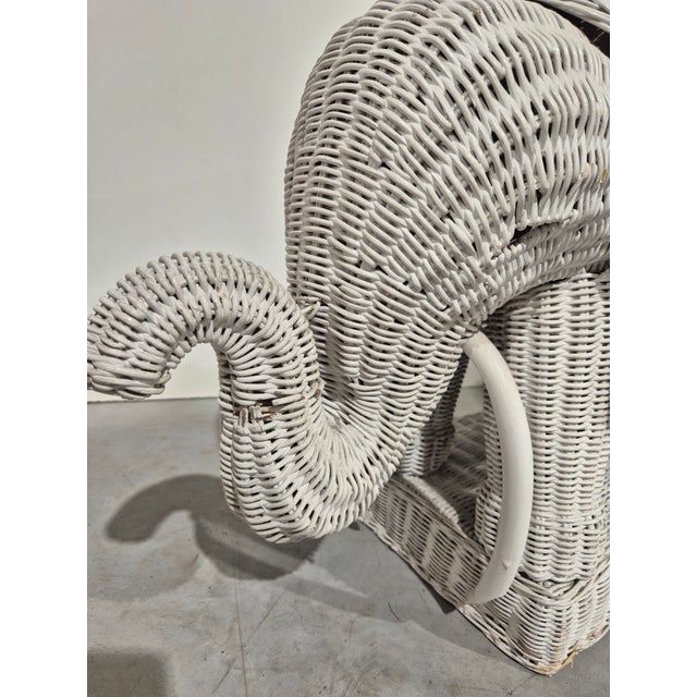 Vintage Wicker Elephant Side Table, 1970s For Sale - Image 6 of 7