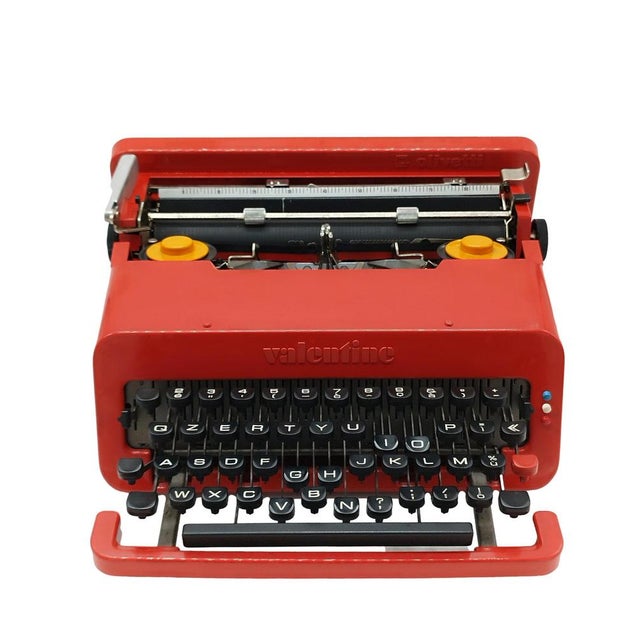 完動品　olivetti valentine s タイプライター　フランス語 完動品 olivetti valentine s タイプライター フランス語 完動品