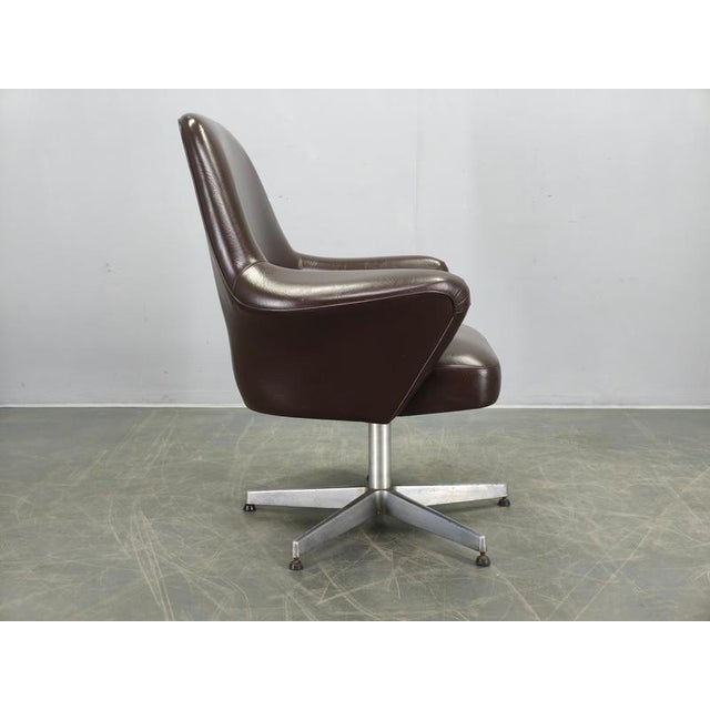 Italian Swivel Lounge Chair by Mobiltecnica Torino, 1960s For Sale - Image 14 of 15