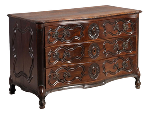 Antique French Chest of Drawers in Walnut