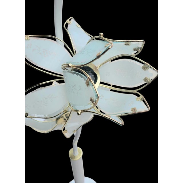 Vintage Extra Tall Glass White Lotus Flower 4 Light Hollywood Regency Floor Lamp For Sale - Image 9 of 11