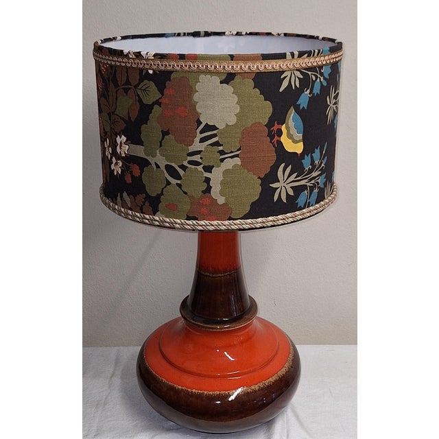 Vintage German Table Lamp with Orange-Brown Ceramic Base and Fabric Shade, 1970s For Sale - Image 3 of 8