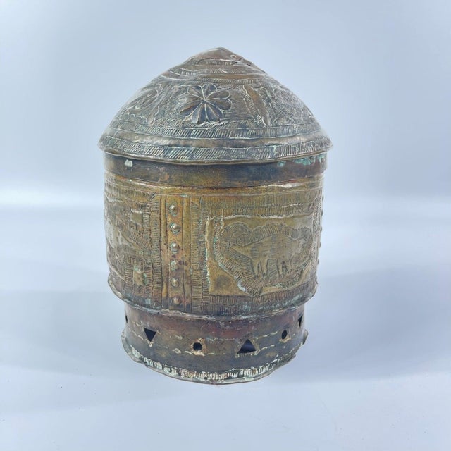 Early 20th Century Asante Forowa Chased Brass Box Ghana MATTER COLLECTION For Sale In Denver - Image 6 of 10