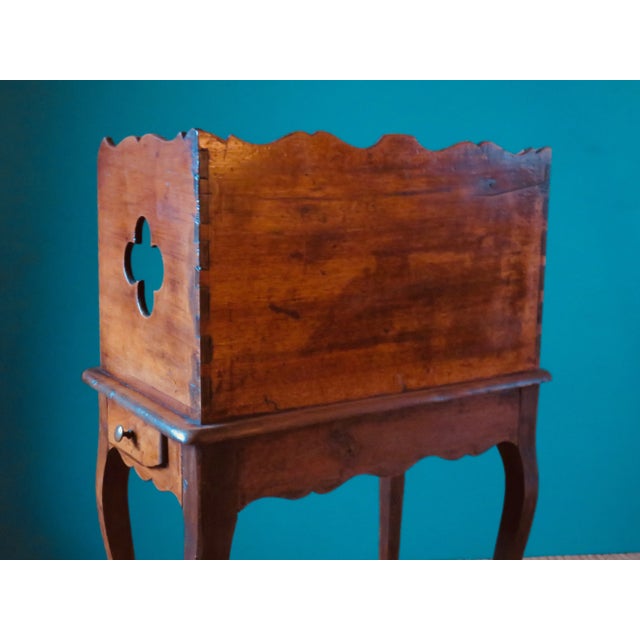 Brown Louis Xv Style Hazelnut Dressing Table, France, Late 19th Century For Sale - Image 8 of 11