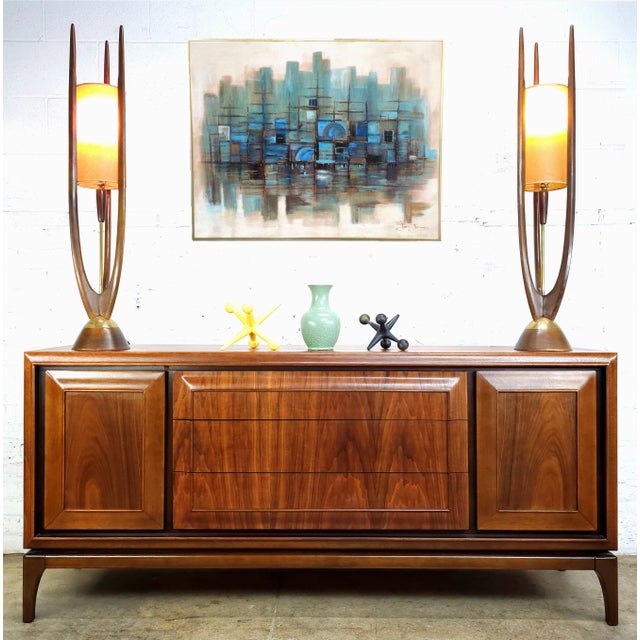 1960s Walnut Mid Century Modern Credenza Buffet by United Furniture For Sale - Image 12 of 12