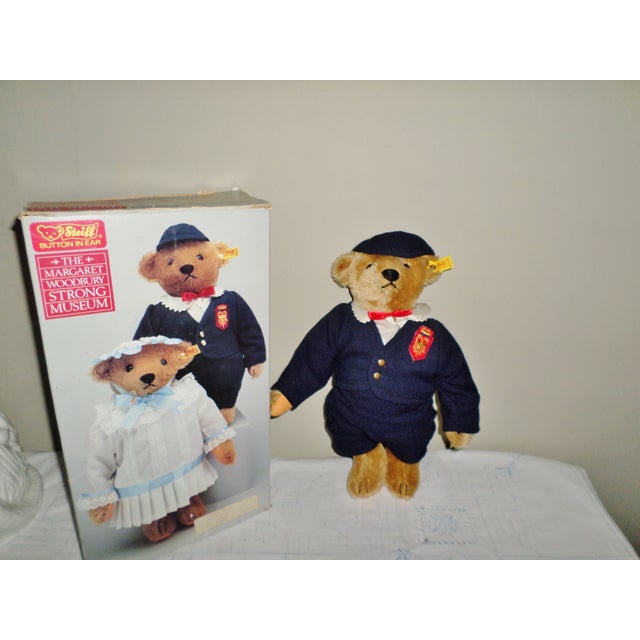 This is a Vintage Steiff Victorian Teddy Bear made of Mohair that is 14" tall and fully Jointed with Original Box that is...