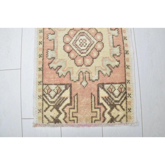 Modern 1960s Handmade Faded Wool Bohemian Small Rug For Sale - Image 3 of 6