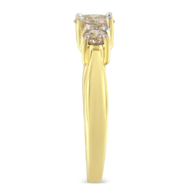 2020s 10K Yellow Gold Three Stone Diamond Band Ring (1.00 cttw, J-K Color, I2-I3 Clarity), Size 7.5 For Sale - Image 5 of 8
