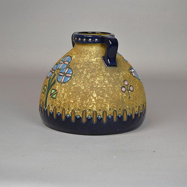 Art Nouveau Vase with Bird Decorations, 1890s For Sale - Image 4 of 10