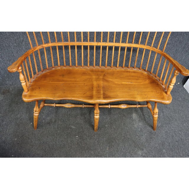 Frederick Duckloe Oak & Cherry Windsor Settee For Sale - Image 4 of 12
