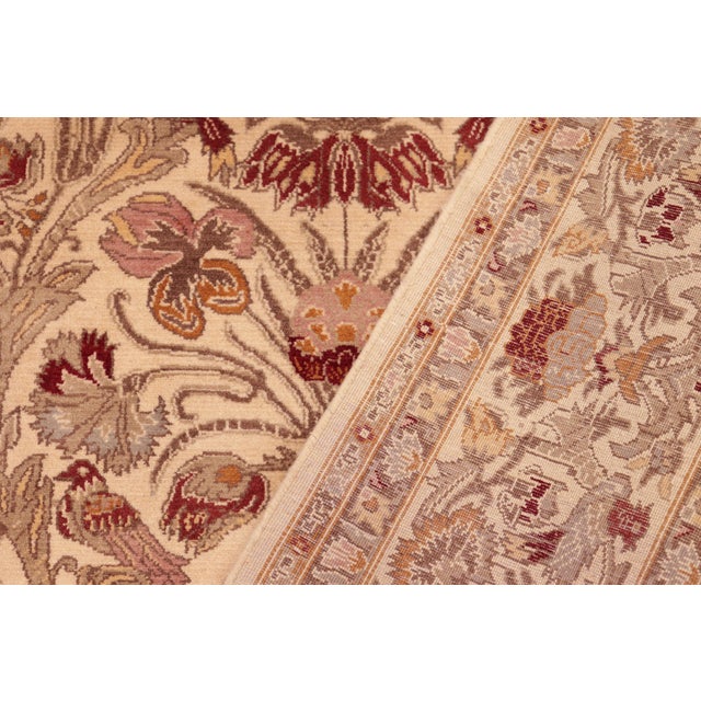 Textile Shabby Chic 1990's Floral Beige/Gray Wool Rug - 6'1'' X 9'10'' For Sale - Image 7 of 9