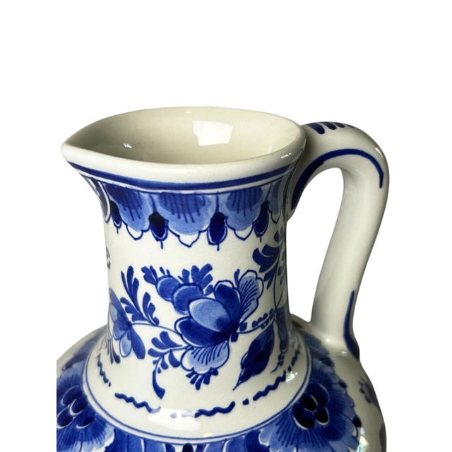 Hand-Painted Blue and White Pitcher Vase by C.M. Albers for Royal Delft, 1978 For Sale - Image 11 of 17