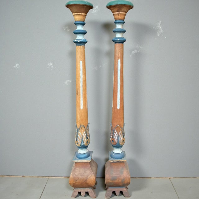 Traditional Italian Mid-Century Neo-Classical Polychrome Wood Pricket Candlesticks Candle Stands - Pair For Sale - Image 3 of 6