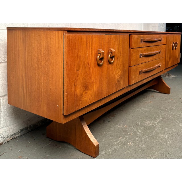 Beautility Mid 20th Century Vintage Teak Sideboard by Beautility For Sale - Image 4 of 18