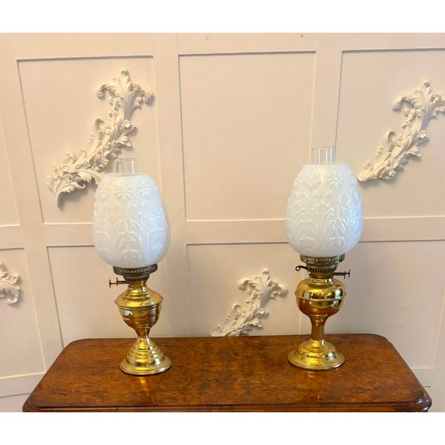 Antique Edwardian Brass Oil Lamps with Opaline Glass Shades, 1900, Set of 2 For Sale - Image 10 of 10