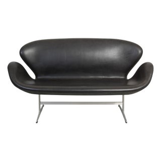 Swan Sofa in Black Grace Leather by Arne Jacobsen, 2019 For Sale